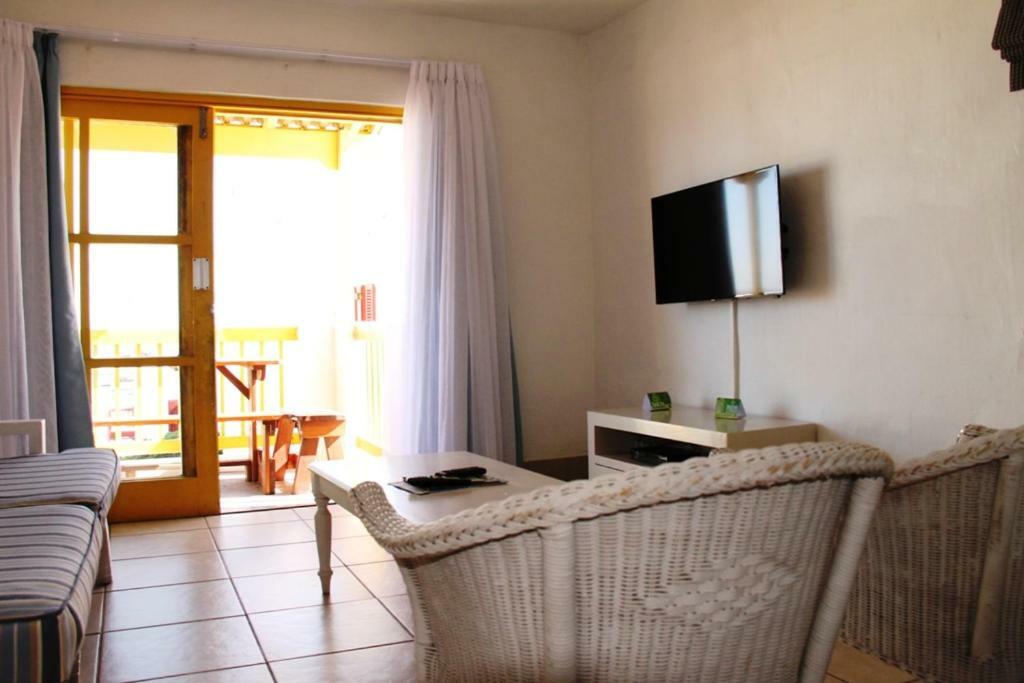 Ocean View Apartment Langebaan Bagian luar foto